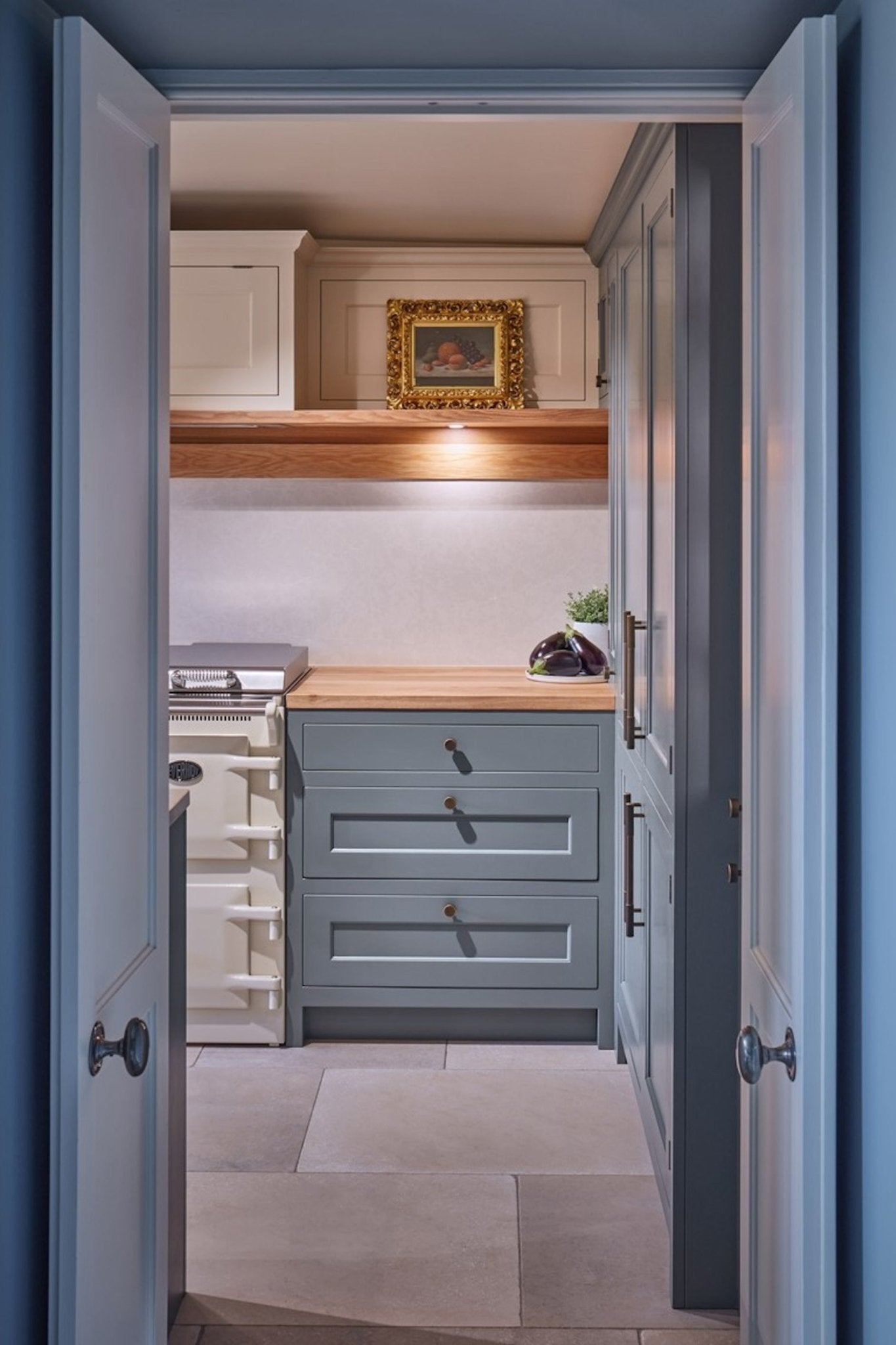 Bespoke Handcrafted Design Luxury Kitchens