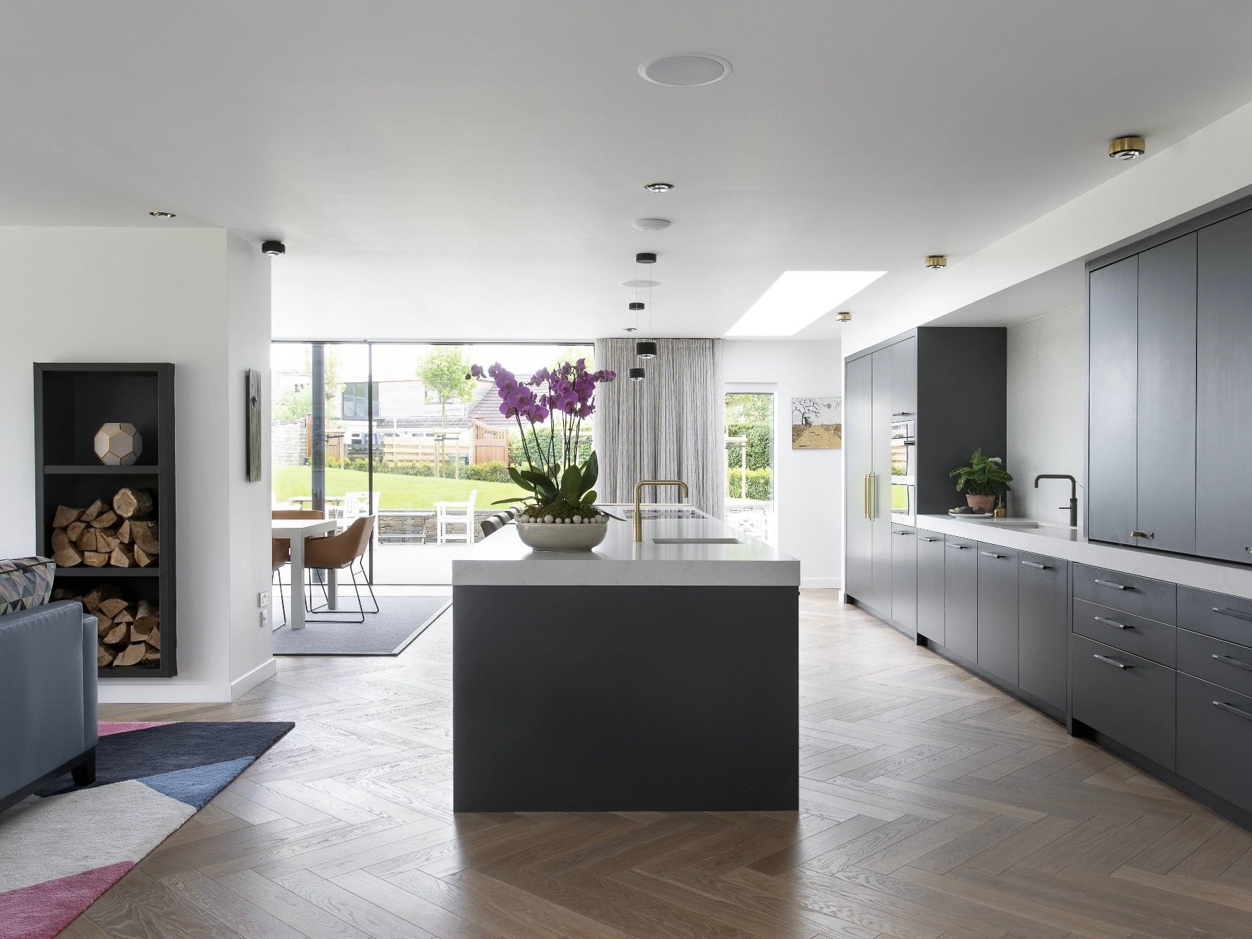 Bespoke Handcrafted Design Luxury Kitchens