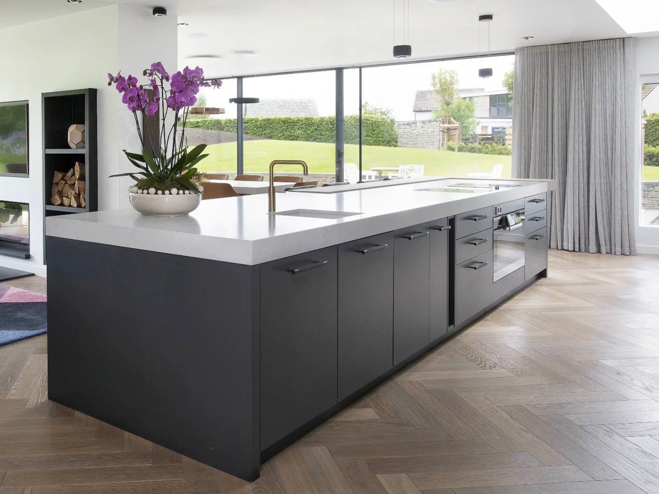 Luxurious Handcrafted Living Design - Luxury Bespoke Interior Kitchens